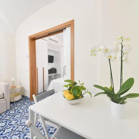 Mavilan Luxury Apartamento Ísquia