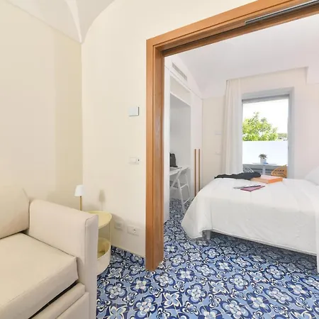 Mavilan Luxury Apartamento Ísquia