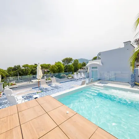 Mavilan Luxury * Ísquia