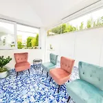 Mavilan Luxury شقة
