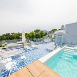 Mavilan Luxury *