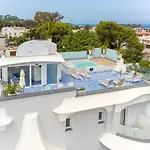 Mavilan Luxury ايسكيا